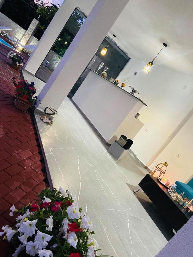 מלון New House קובולטי מראה חיצוני תמונה