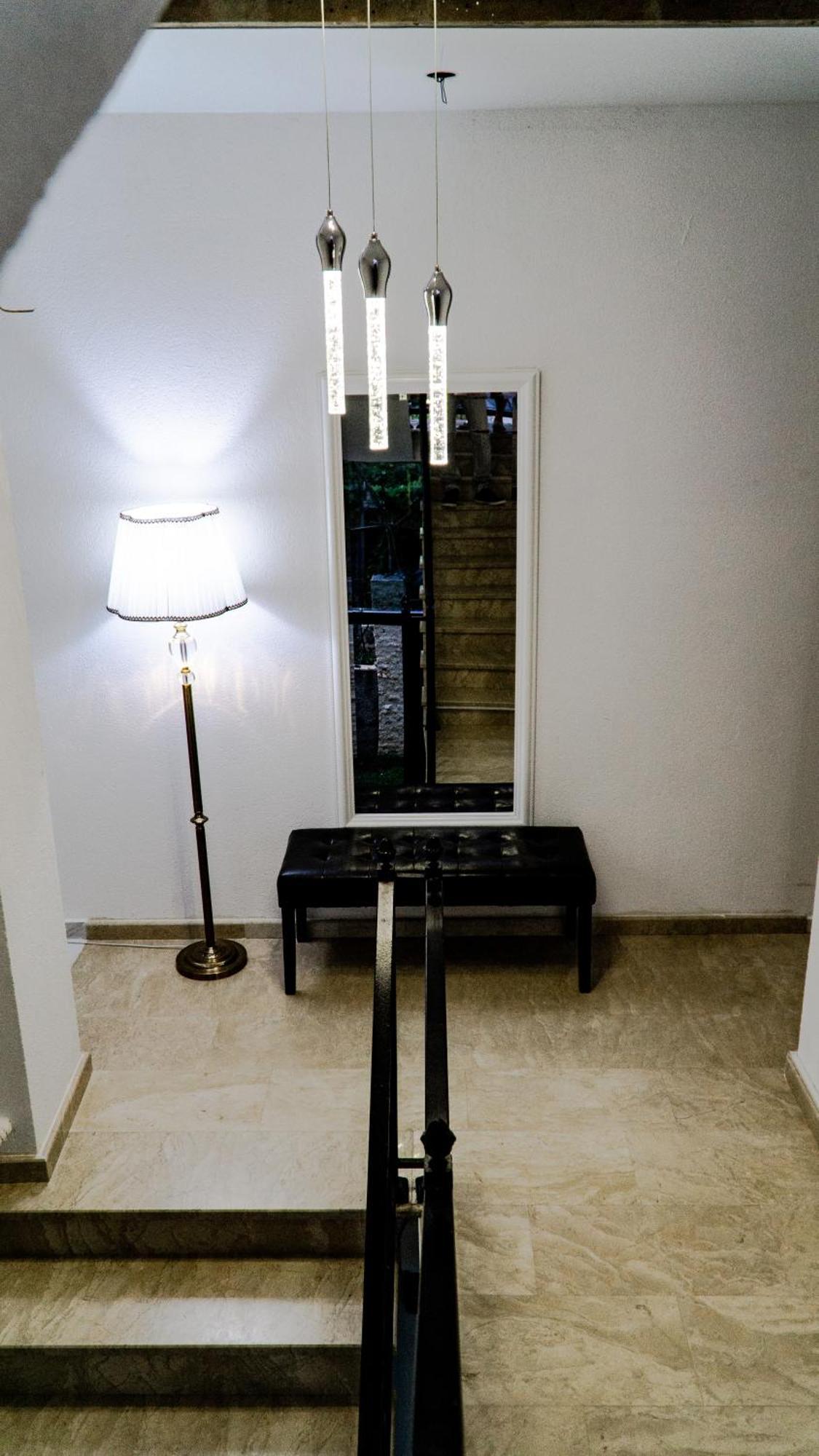 מלון New House קובולטי מראה חיצוני תמונה