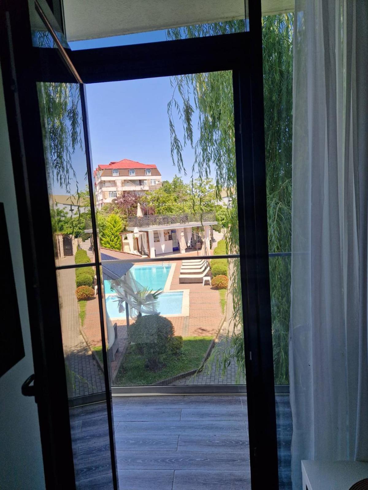 מלון New House קובולטי מראה חיצוני תמונה