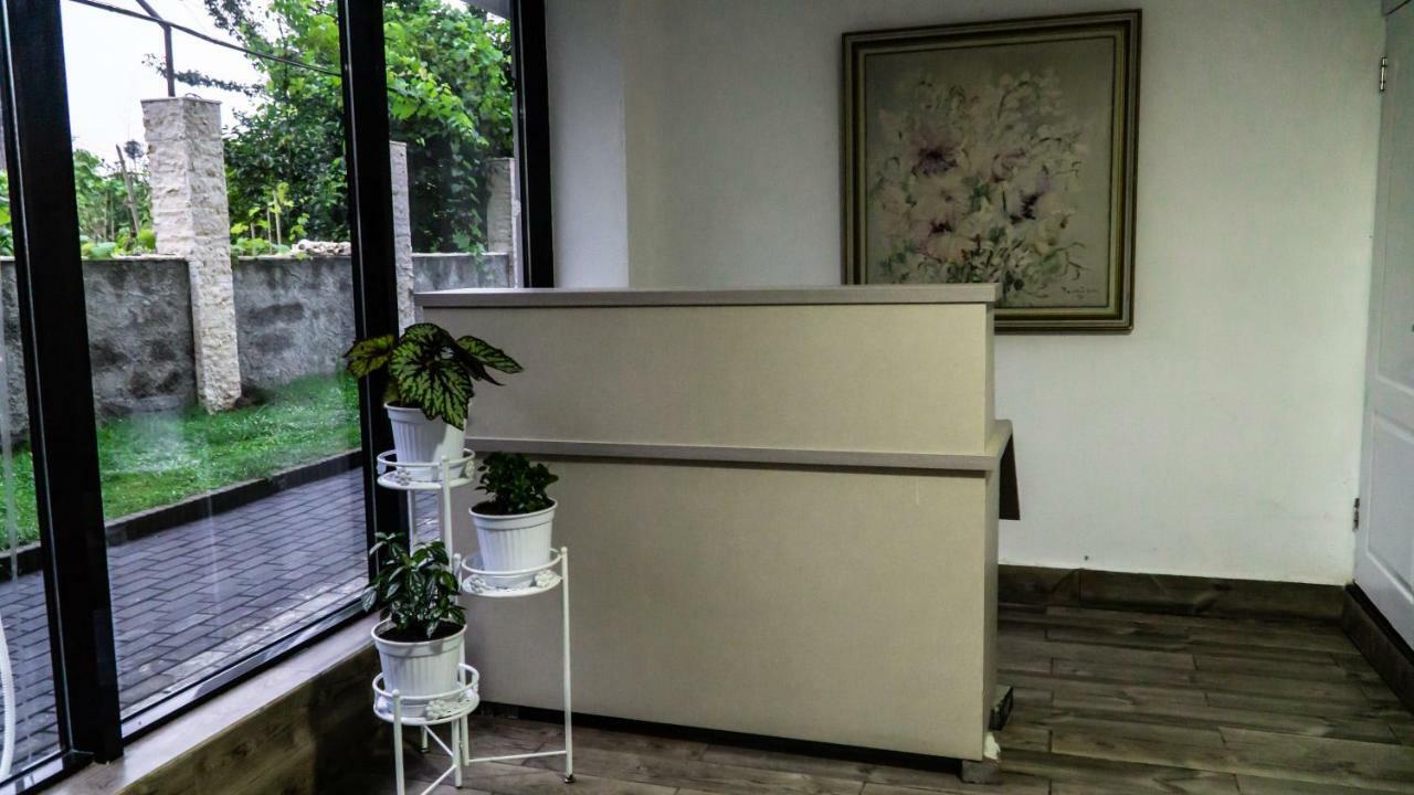 מלון New House קובולטי מראה חיצוני תמונה